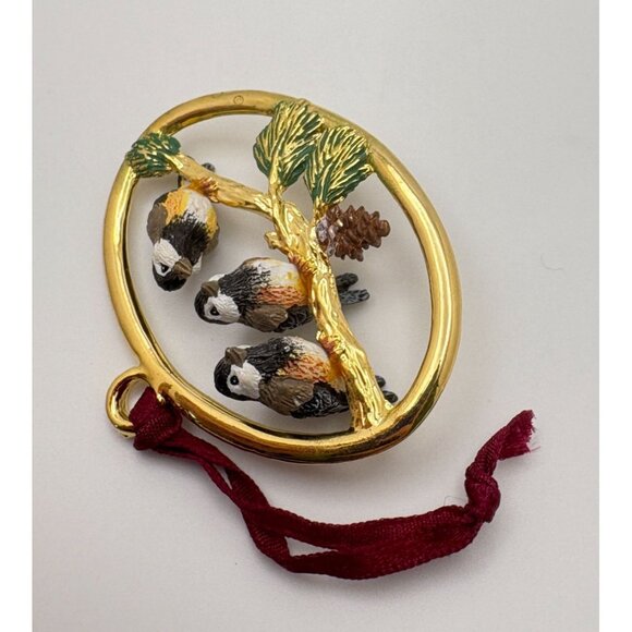 Chickadee Bird Trio Christmas Tree Ornament Winter Visitors Carlton Cards - Picture 4 of 6